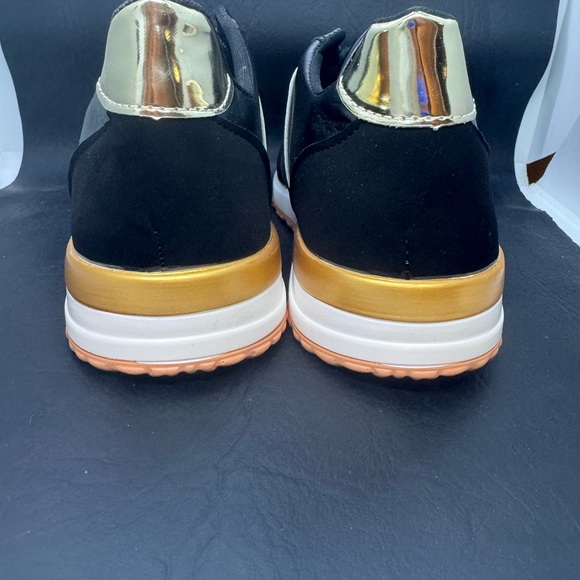 Black and Gold women’s Sneakers New - Picture 6 of 6